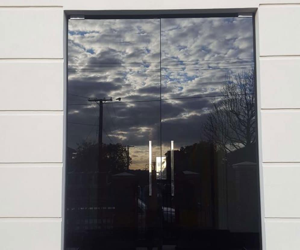 Clear, frosted and decorative glass door finishes by Design Inferno Glass